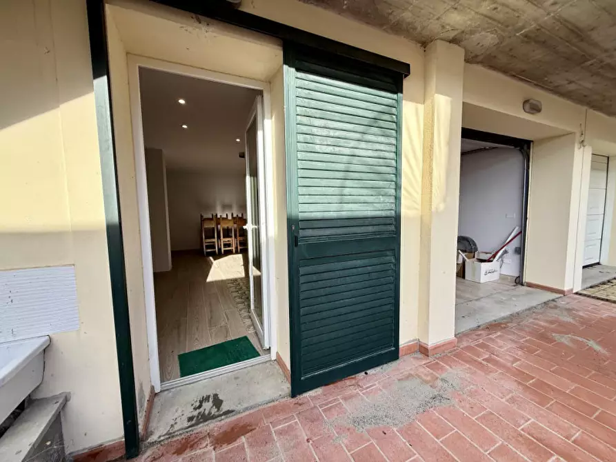 Immagine 27 di Casa bifamiliare in vendita  in Via Castra 62/c a Capraia E Limite