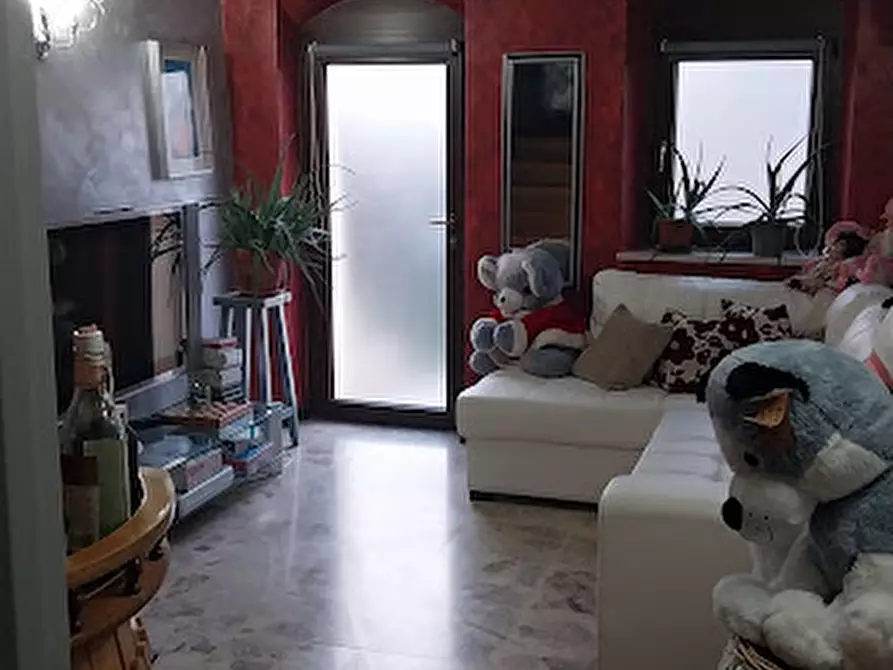 Immagine 4 di Villetta a schiera in vendita  in Via Amalfi, 13 a Dormelletto