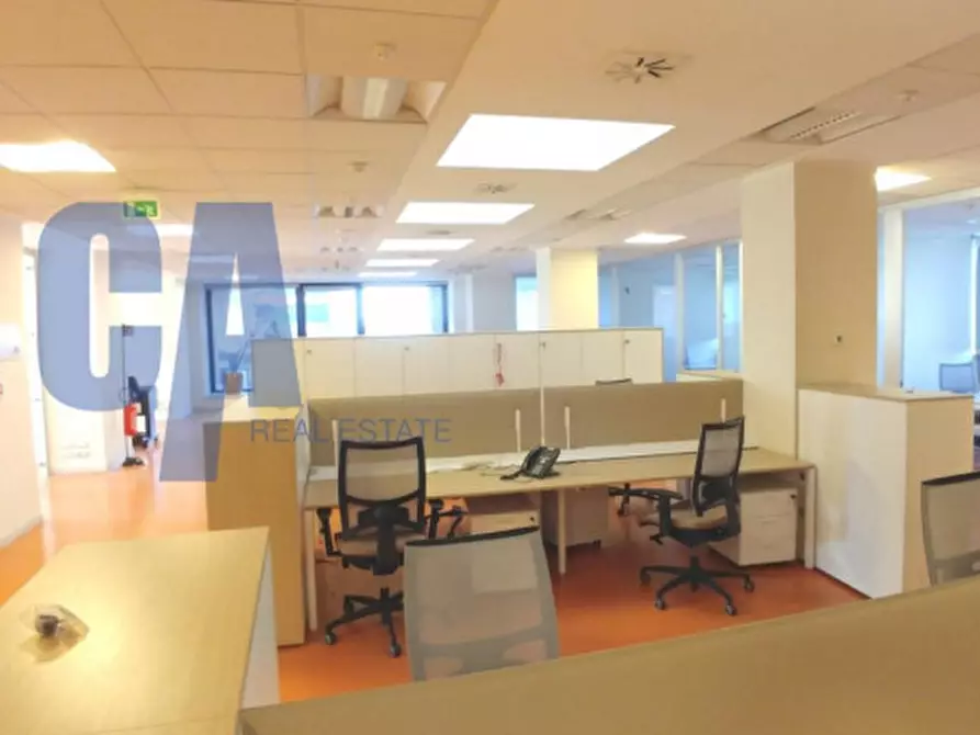 Immagine 15 di Ufficio in affitto  in VIALE CERTOSA a Milano