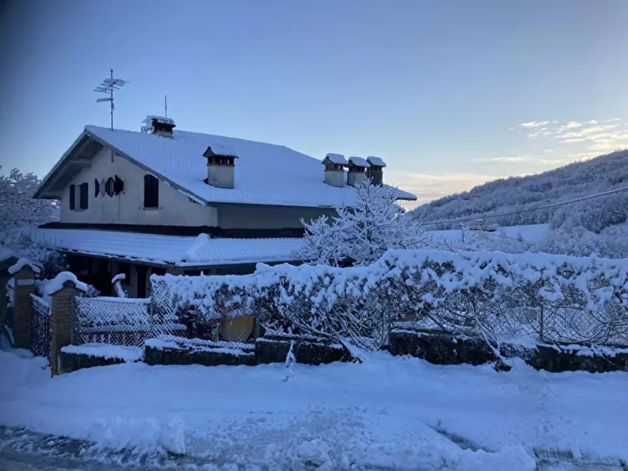 Immagine 1 di Villa in vendita  in Via Ponticelli, 11, 41029 Sestola MO, Italia a Sestola