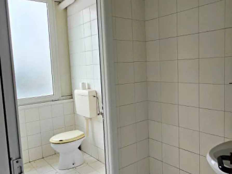 Immagine 13 di Capannone industriale in affitto  in Via Verona a Monticello Conte Otto