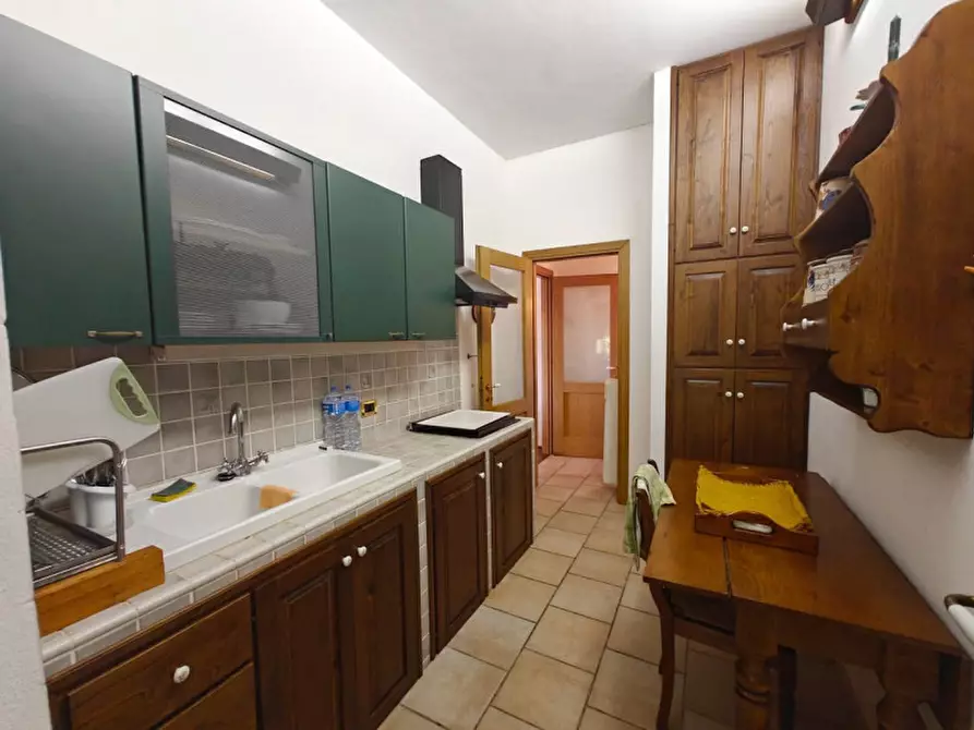 Immagine 5 di Villa in vendita  in Stradone dei Fichi, 3 a Livorno