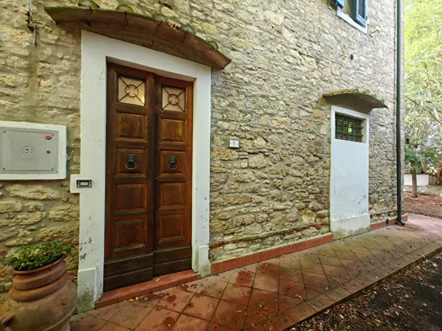 Immagine 22 di Villa in vendita  in Stradone dei Fichi, 3 a Livorno