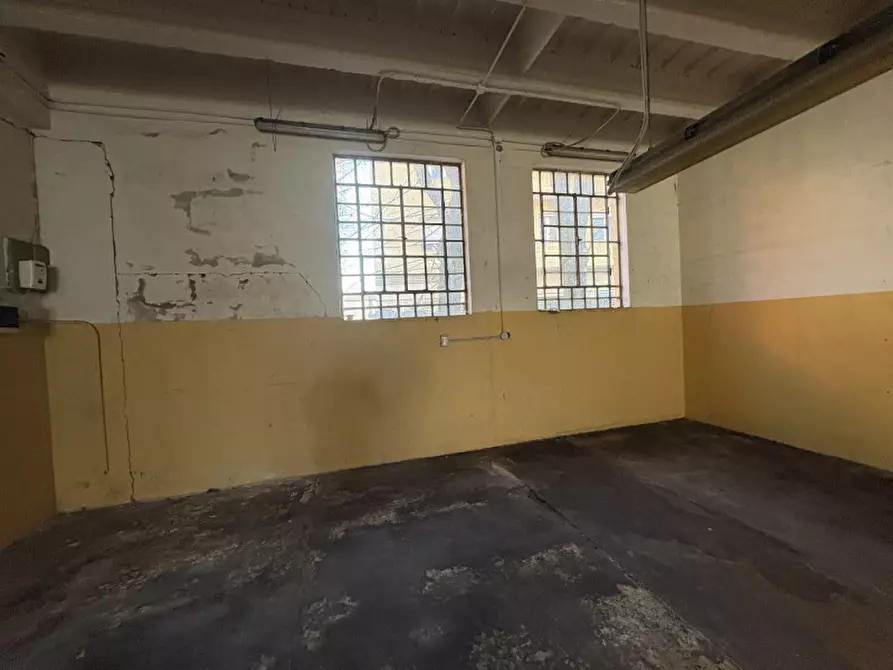 Immagine 4 di Magazzino in vendita  in Via Pilade Bronzetti a Padova