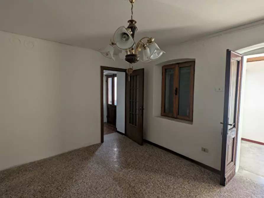 Immagine 4 di Villetta a schiera in vendita  a Vittorio Veneto