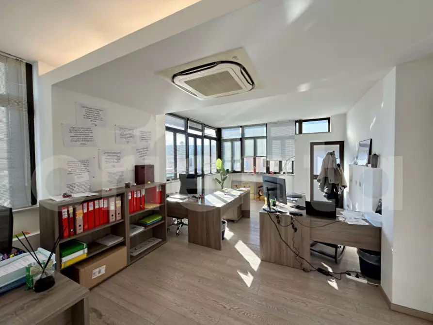 Immagine 3 di Ufficio in affitto  in via gabriele rosa 13 a Montichiari