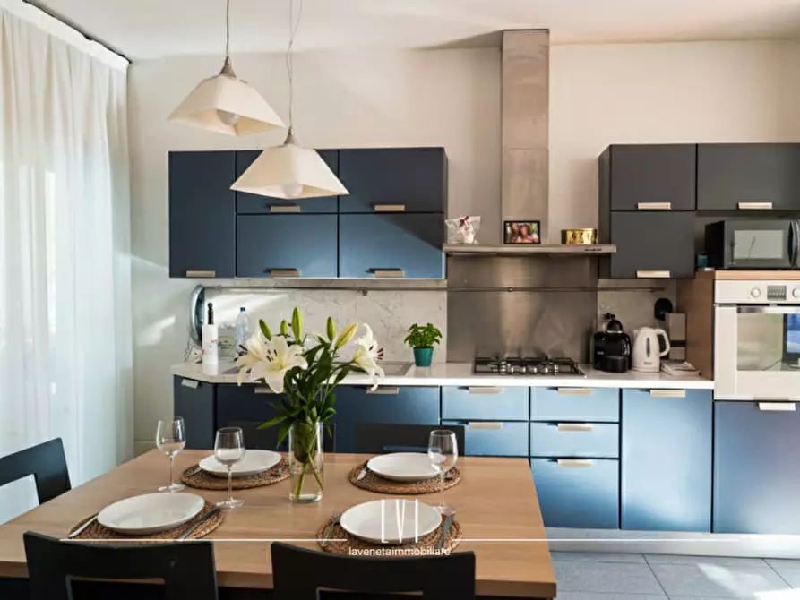 Immagine 2 di Appartamento in vendita  in VIA RENO 52 a Cavallino-Treporti