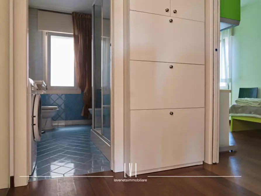 Immagine 14 di Appartamento in vendita  in VIA RENO 52 a Cavallino-Treporti