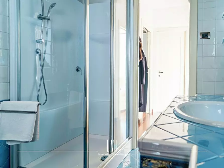 Immagine 22 di Appartamento in vendita  in VIA RENO 52 a Cavallino-Treporti