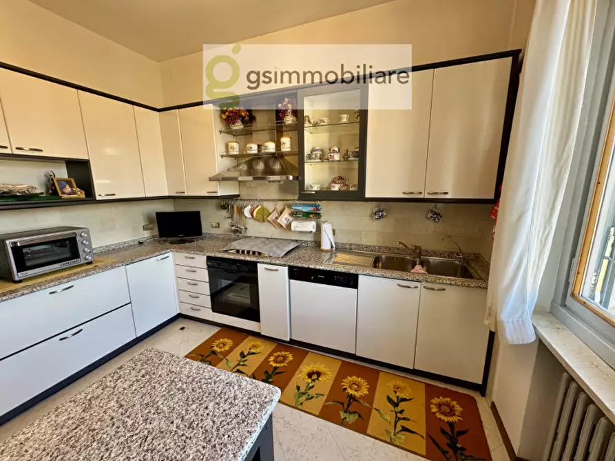 Immagine 10 di Appartamento in vendita  in Via Colonnello Alessandro Bettoni, 13 a Brescia