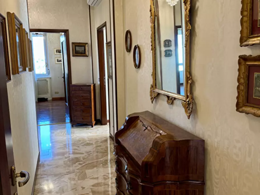 Immagine 16 di Appartamento in vendita  in Via Colonnello Alessandro Bettoni, 13 a Brescia