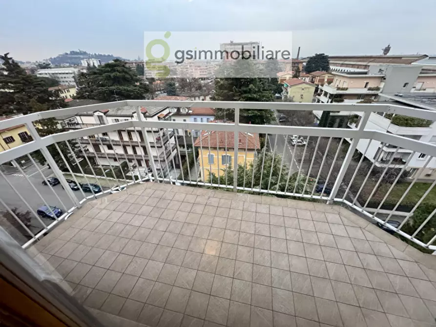 Immagine 37 di Appartamento in vendita  in Via Colonnello Alessandro Bettoni, 13 a Brescia