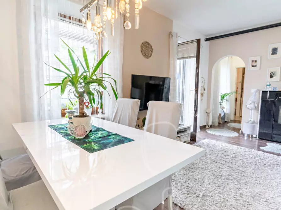 Immagine 6 di Appartamento in vendita  in via marconi a Postal .Burgstall.