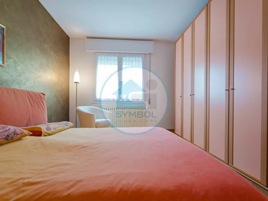 Immagine 19 di Appartamento in vendita  in Via Roma - Corso del Popolo a Venezia