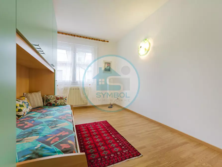 Immagine 25 di Appartamento in vendita  in Via Roma - Corso del Popolo a Venezia