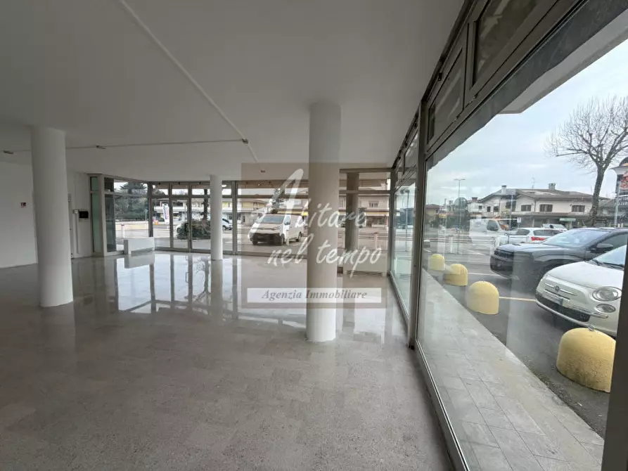 Immagine 4 di Negozio in affitto  in VIA VALSUGANA 51 a San Giorgio In Bosco