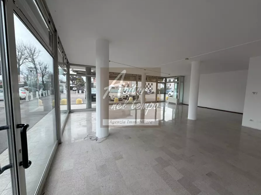 Immagine 14 di Negozio in affitto  in VIA VALSUGANA 51 a San Giorgio In Bosco
