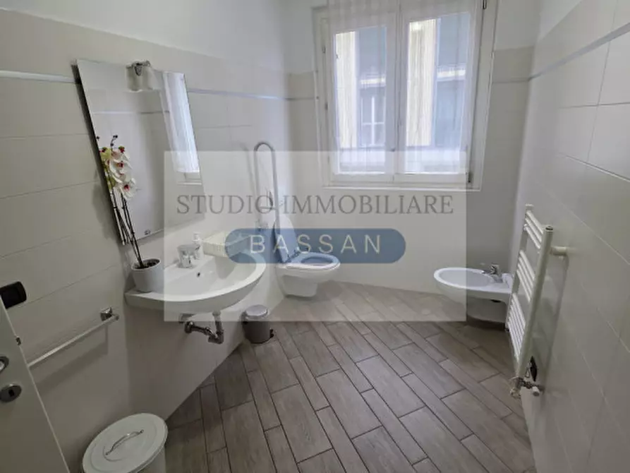 Immagine 4 di Ufficio in affitto  in Via Alessandro Volta 1 a Gallarate