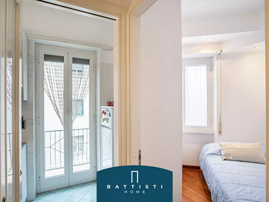 Immagine 9 di Appartamento in vendita  in via salento a Roma