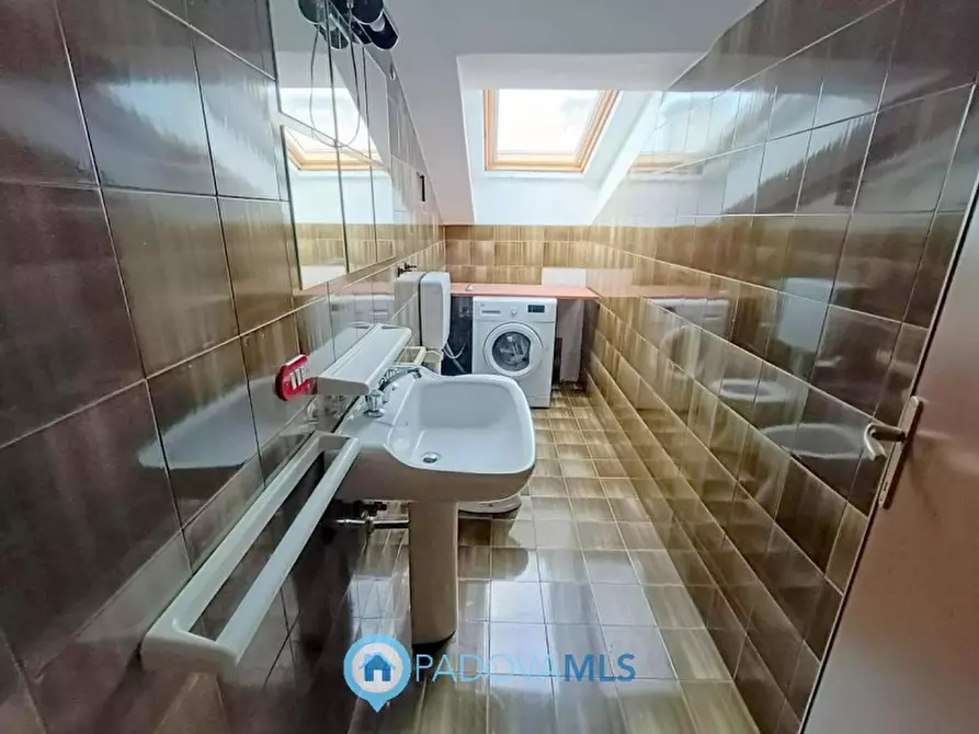 Immagine 14 di Appartamento in vendita  in Via Luigi Pastro a Padova