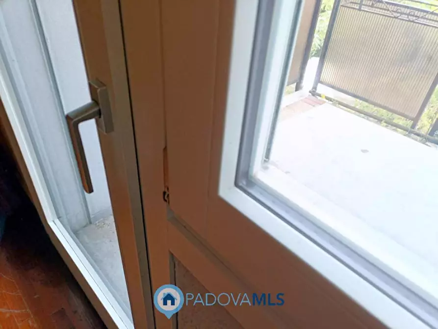 Immagine 19 di Appartamento in vendita  in Via Luigi Pastro a Padova