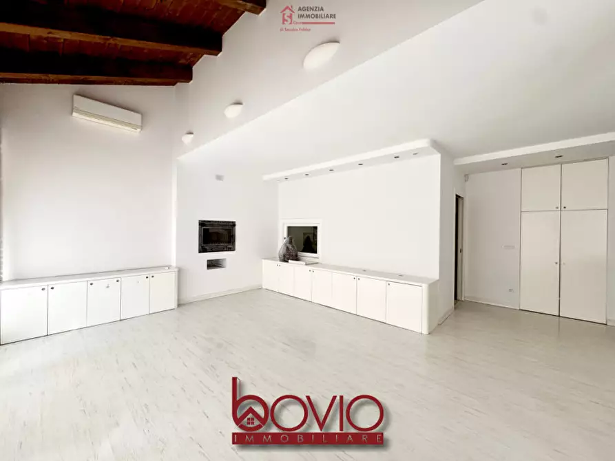 Immagine 3 di Casa indipendente in vendita  in VIA TORINO 152 a Brandizzo