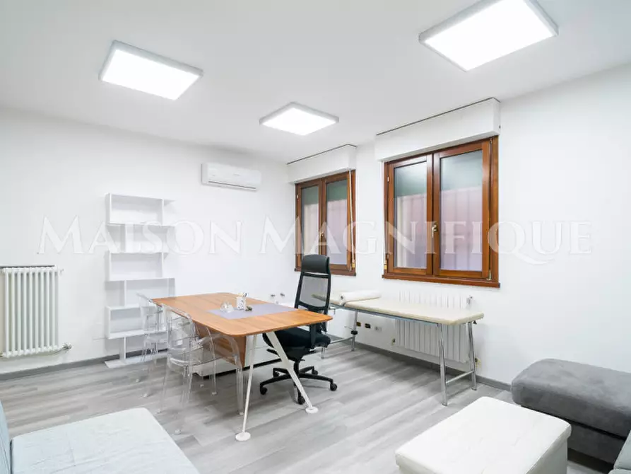 Immagine 8 di Ufficio in vendita  in Via Antonio Campana a Ferrara