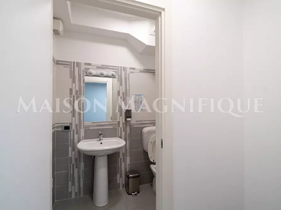 Immagine 13 di Ufficio in vendita  in Via Antonio Campana a Ferrara