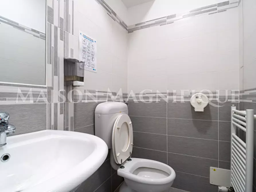 Immagine 14 di Ufficio in vendita  in Via Antonio Campana a Ferrara