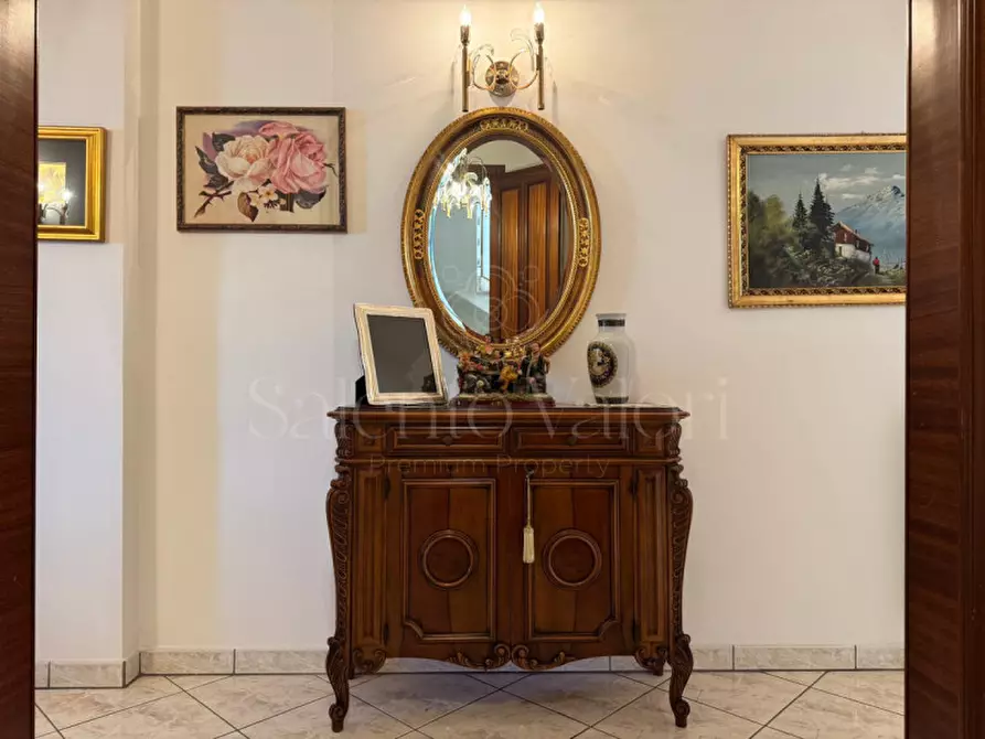 Immagine 4 di Casa bifamiliare in vendita  in Via Luigi Ferrari 29 a Parabita