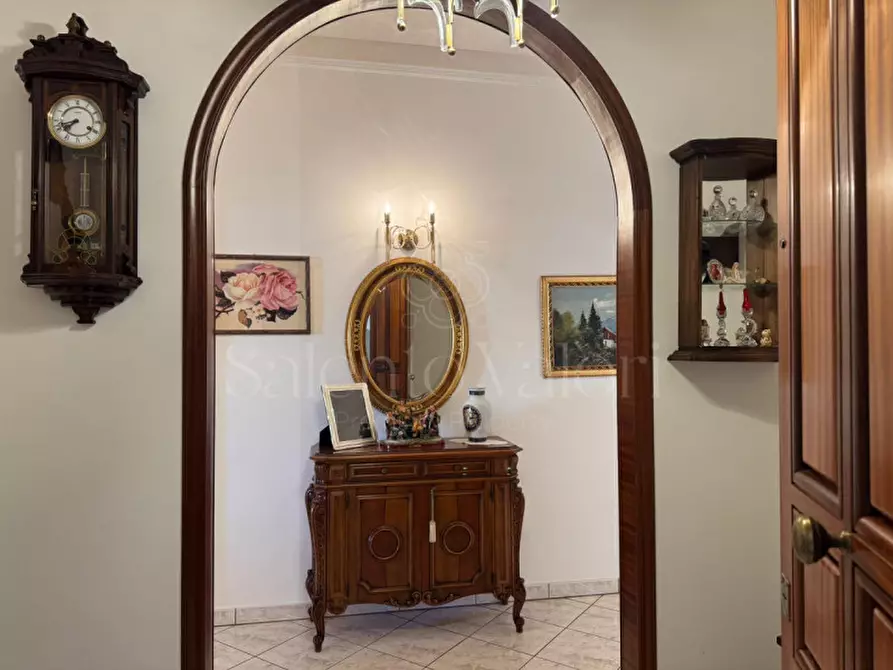 Immagine 6 di Casa bifamiliare in vendita  in Via Luigi Ferrari 29 a Parabita