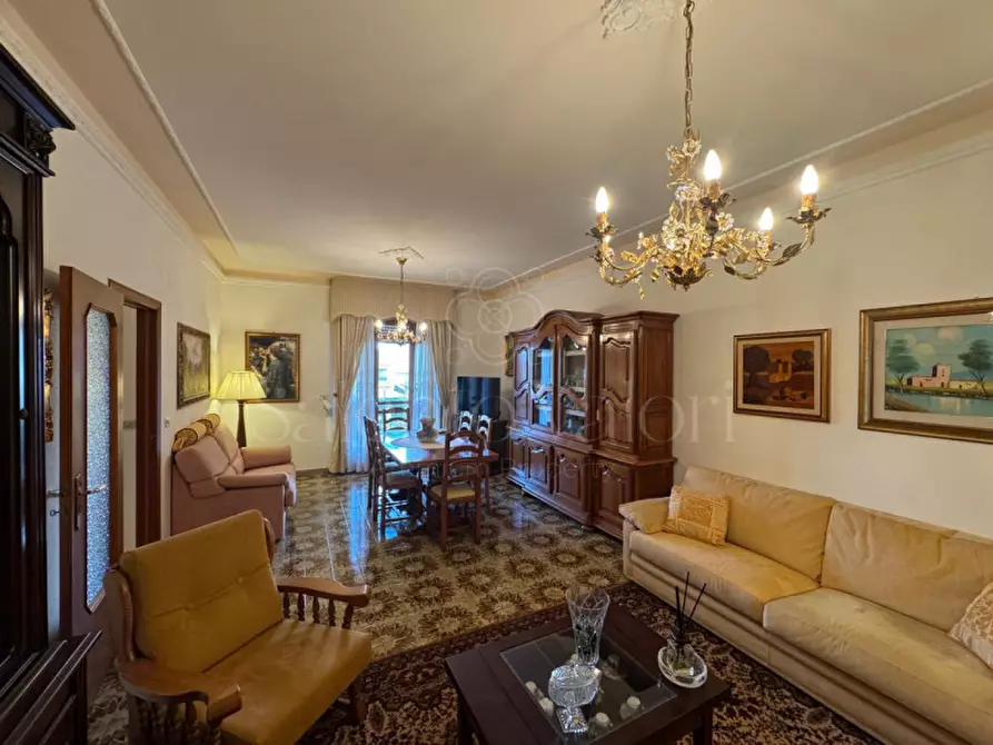 Immagine 7 di Casa bifamiliare in vendita  in Via Luigi Ferrari 29 a Parabita