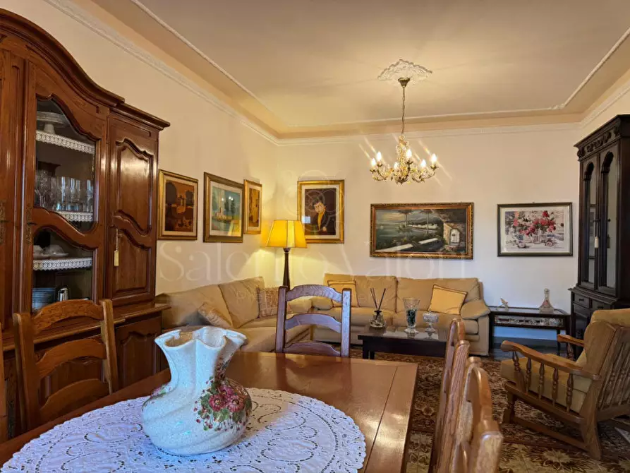 Immagine 12 di Casa bifamiliare in vendita  in Via Luigi Ferrari 29 a Parabita