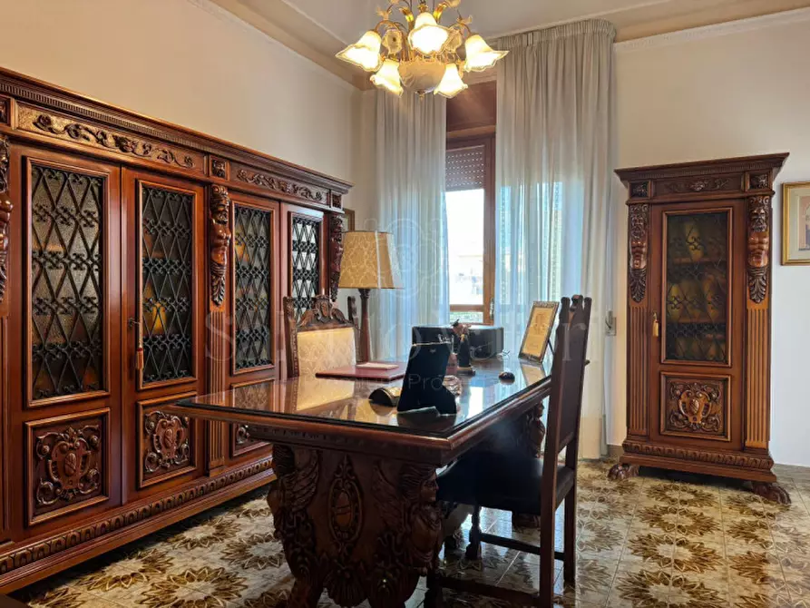 Immagine 16 di Casa bifamiliare in vendita  in Via Luigi Ferrari 29 a Parabita