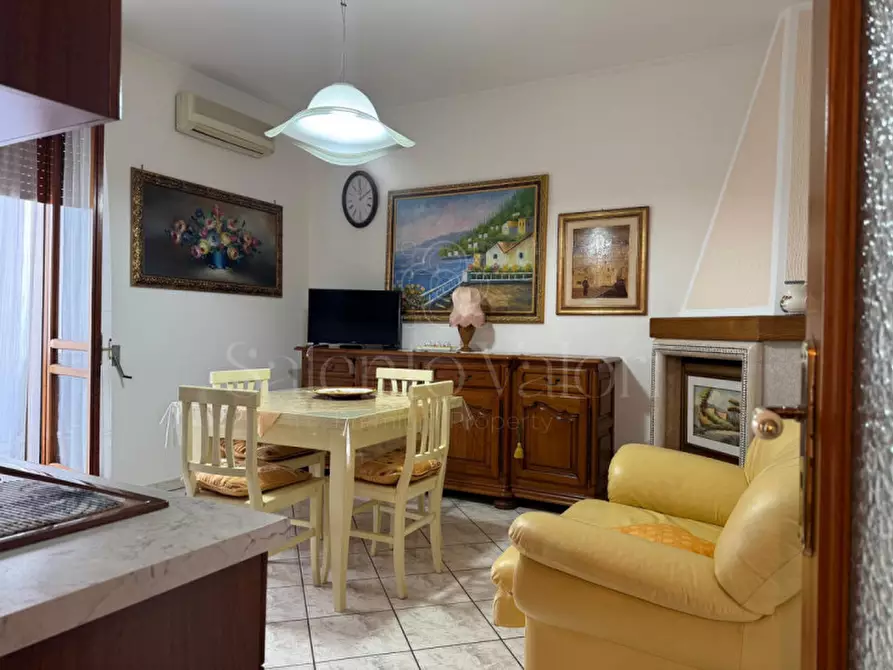 Immagine 27 di Casa bifamiliare in vendita  in Via Luigi Ferrari 29 a Parabita