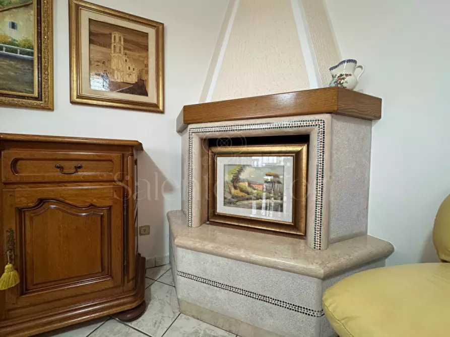 Immagine 28 di Casa bifamiliare in vendita  in Via Luigi Ferrari 29 a Parabita