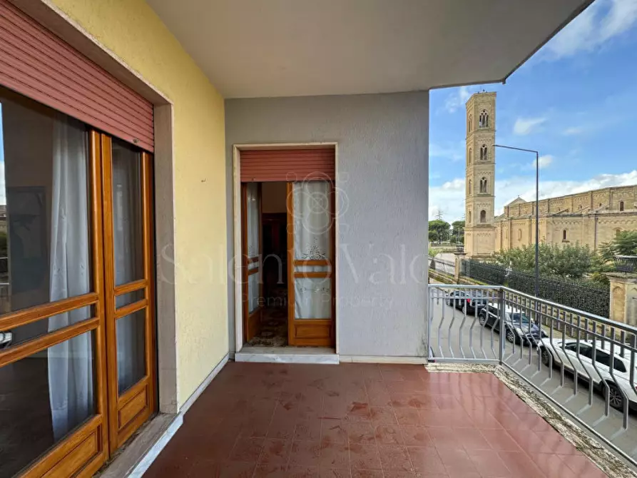 Immagine 38 di Casa bifamiliare in vendita  in Via Luigi Ferrari 29 a Parabita