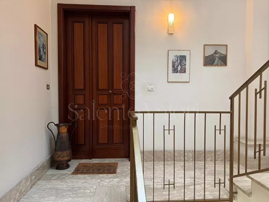 Immagine 53 di Casa bifamiliare in vendita  in Via Luigi Ferrari 29 a Parabita