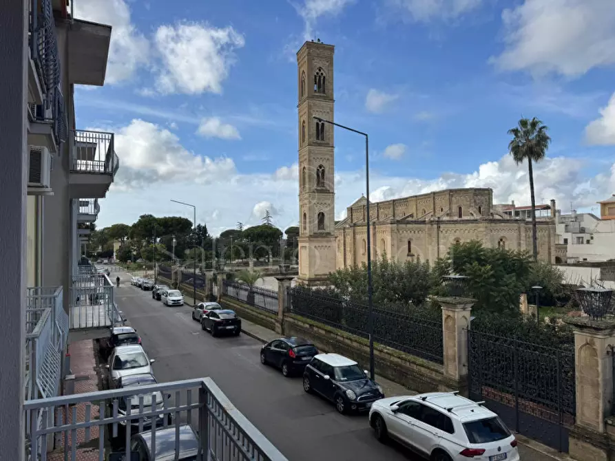 Immagine 69 di Casa bifamiliare in vendita  in Via Luigi Ferrari 29 a Parabita