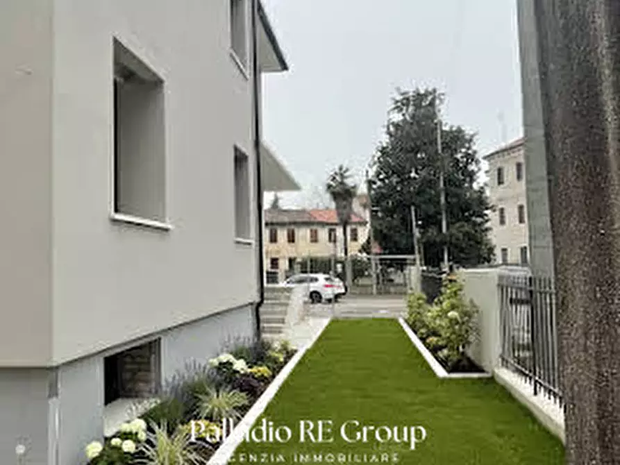 Immagine 18 di Appartamento in vendita  in Via Giuseppe Vaccari a Vicenza