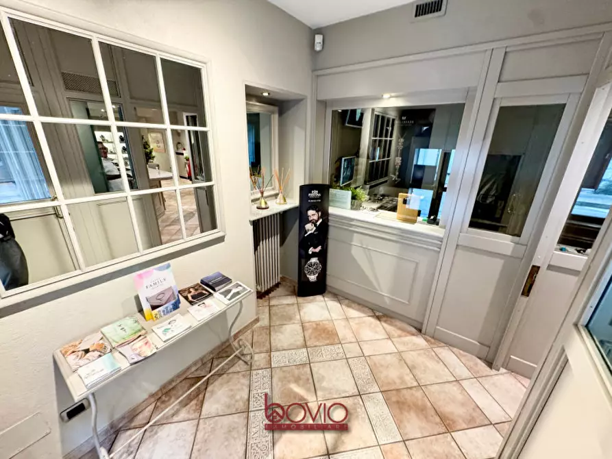 Immagine 20 di Negozio in vendita  in VIA TORINO 146 a Brandizzo