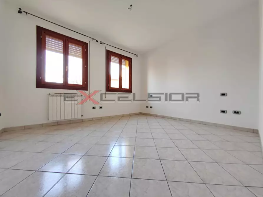 Immagine 6 di Appartamento in vendita  in Via G. Matteotti n.20 bis - Cavarzere (VE) a Cavarzere