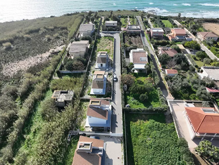 Immagine 9 di Villa in vendita  a Pozzallo