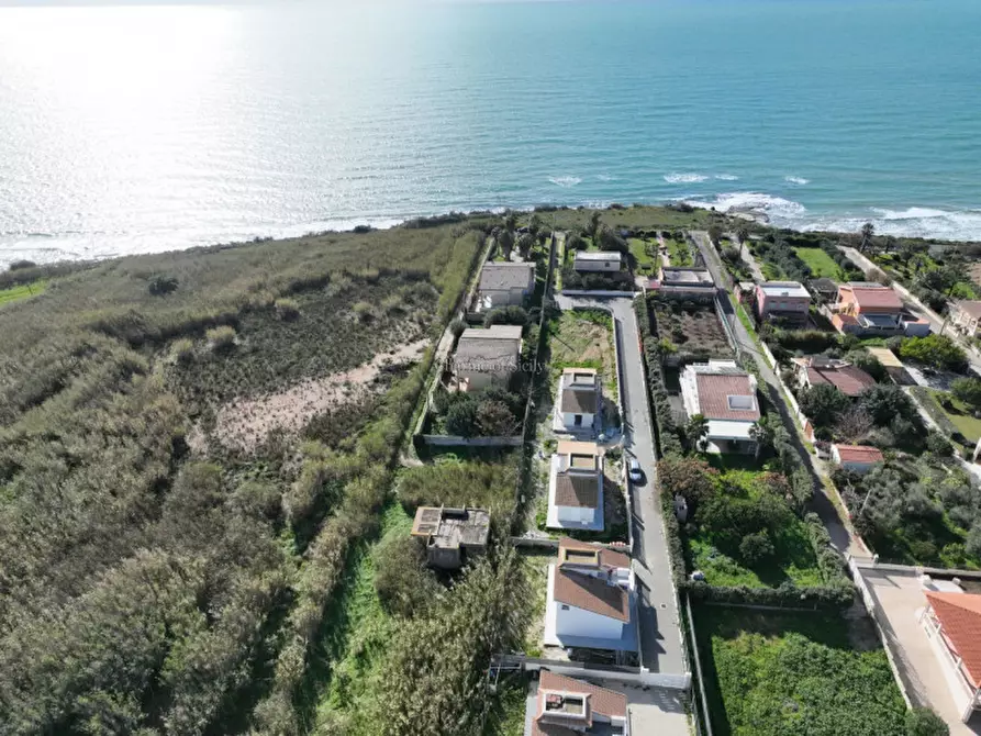 Immagine 12 di Villa in vendita  a Pozzallo