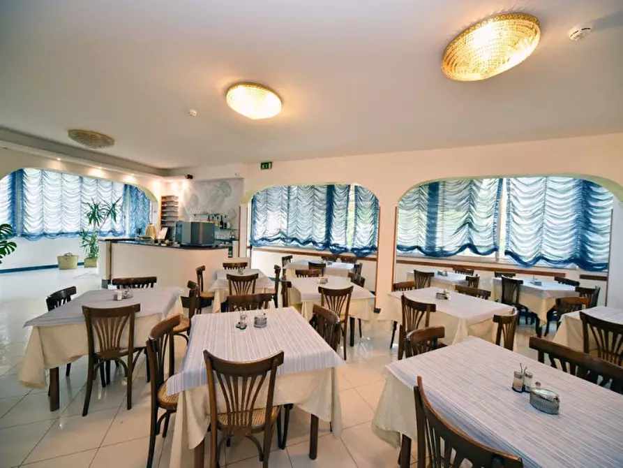 Immagine 2 di Hotel in affitto  in Viale Bari a Rimini