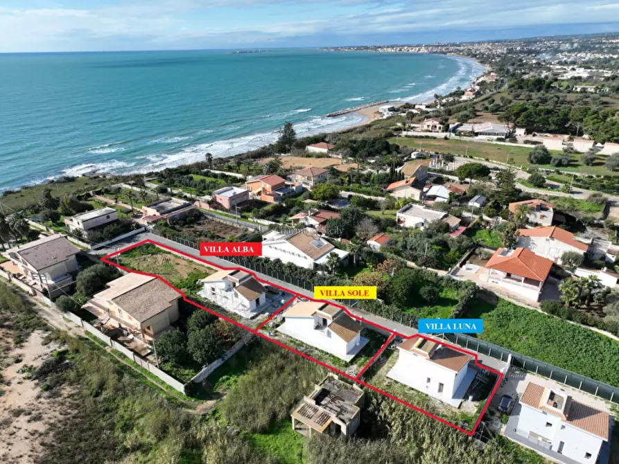 Immagine 4 di Villa in vendita  a Pozzallo