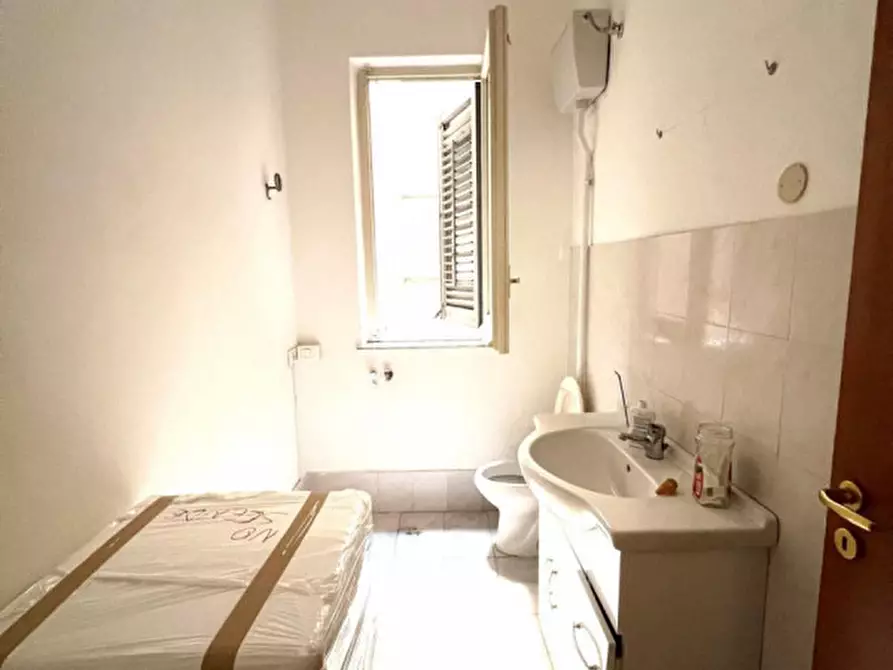 Immagine 7 di Appartamento in vendita  in via puccini a Palermo