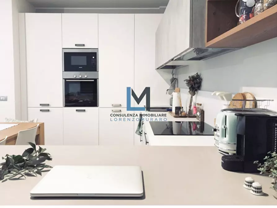 Immagine 4 di Appartamento in vendita  a Montebelluna