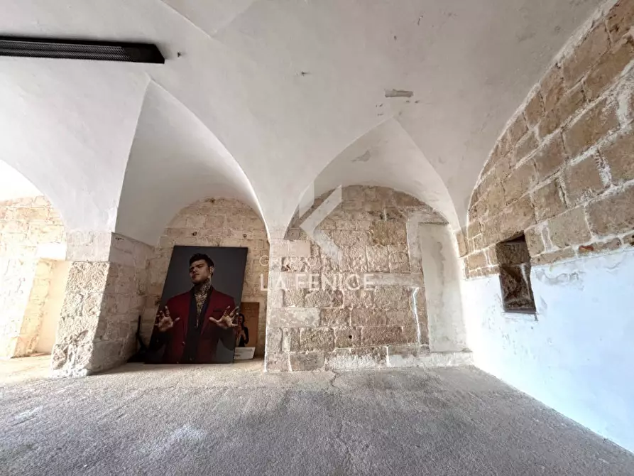 Immagine 9 di Garage in vendita  in VICO IV VALLE D'ITRIA,7 a Martina Franca