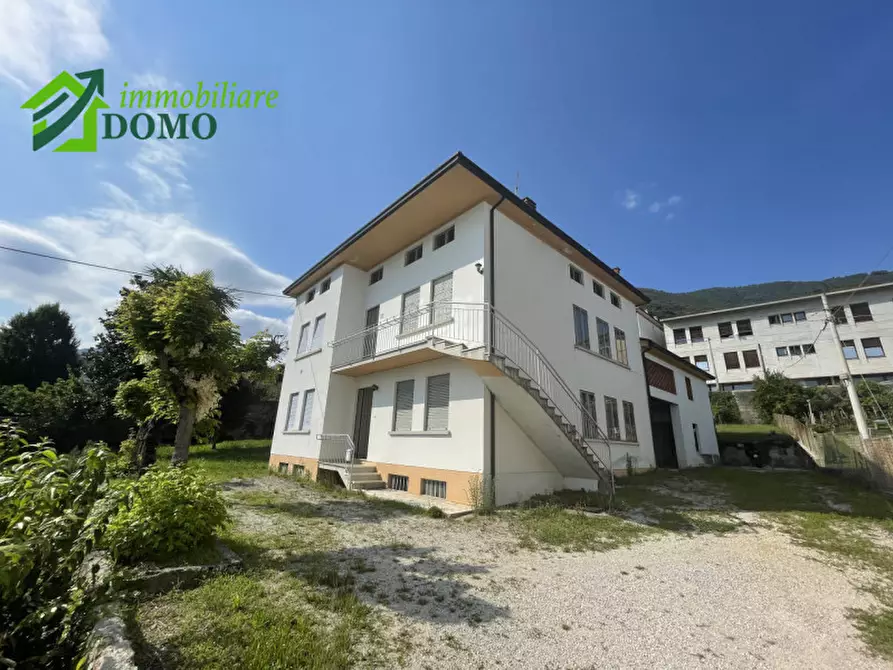 Immagine 2 di Casa indipendente in vendita  in santorso a Santorso